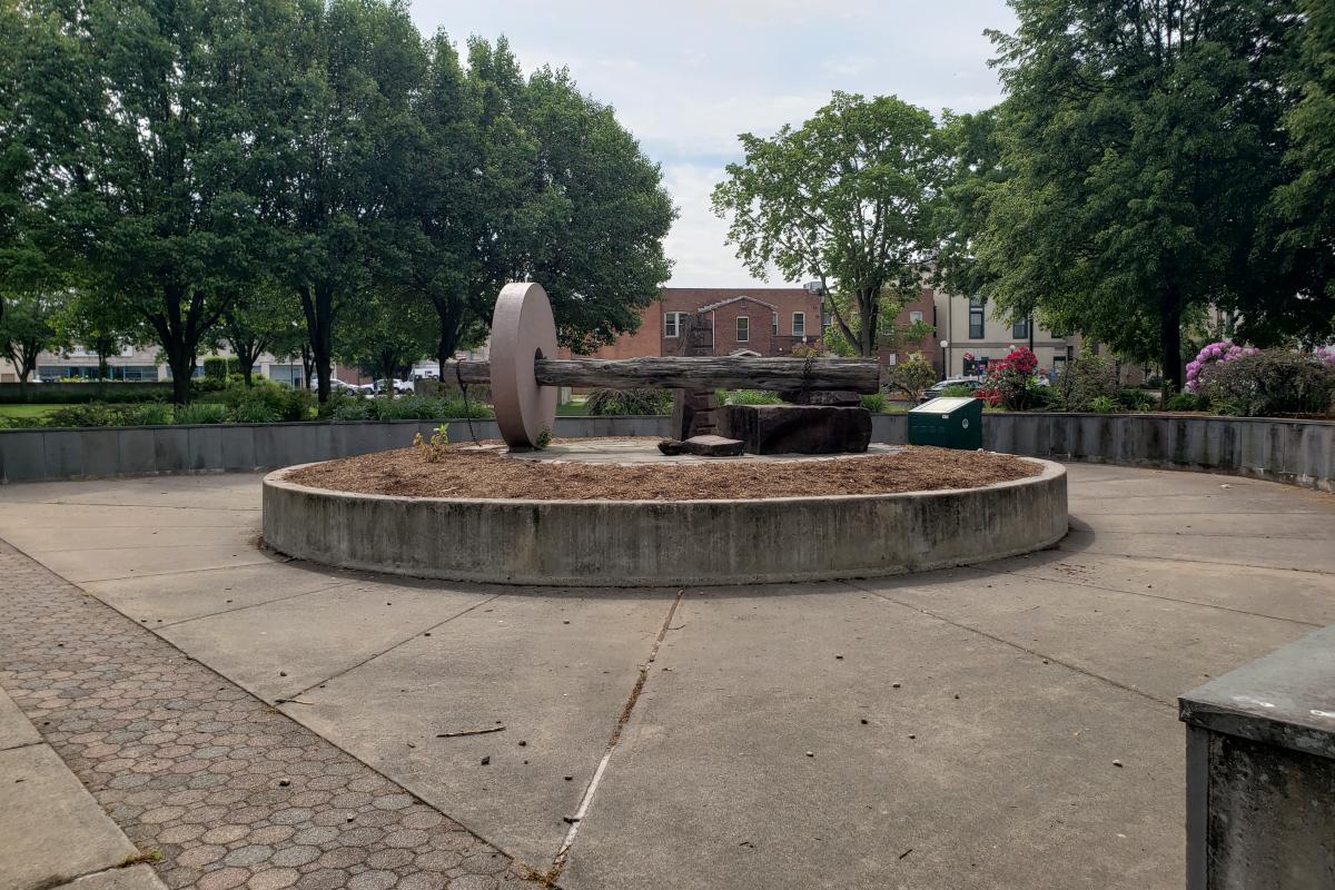 Alumni Park-Town Green