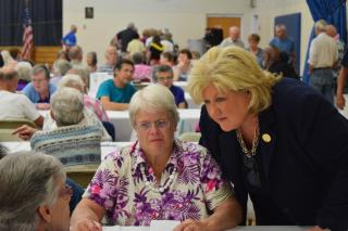 East Hartford Senior Picnic - Mayor Leclerc meets with seniors